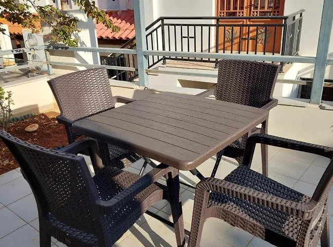 Notos Guesthouse