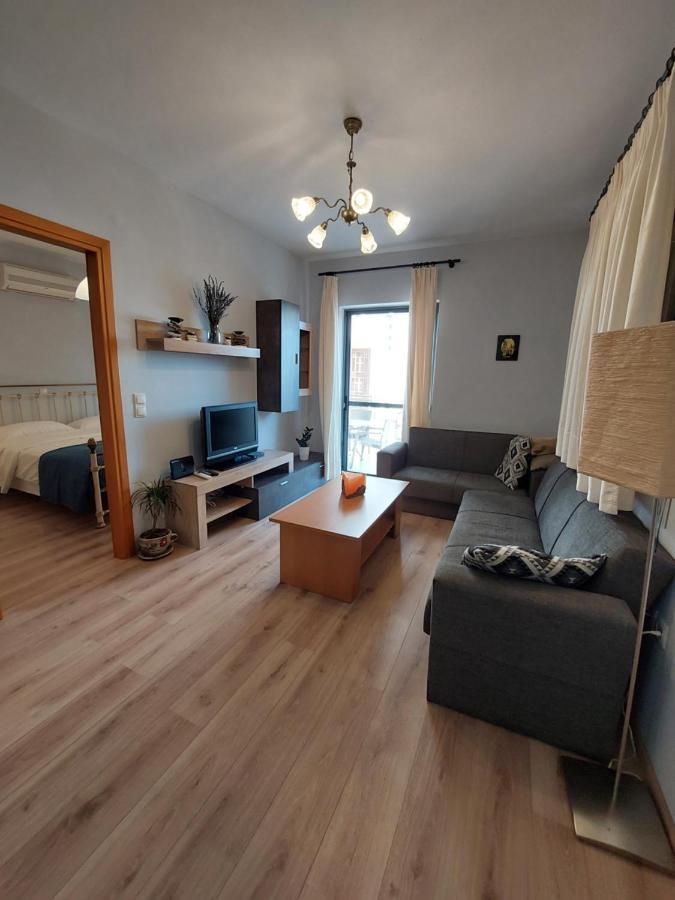 Notos Apartment *